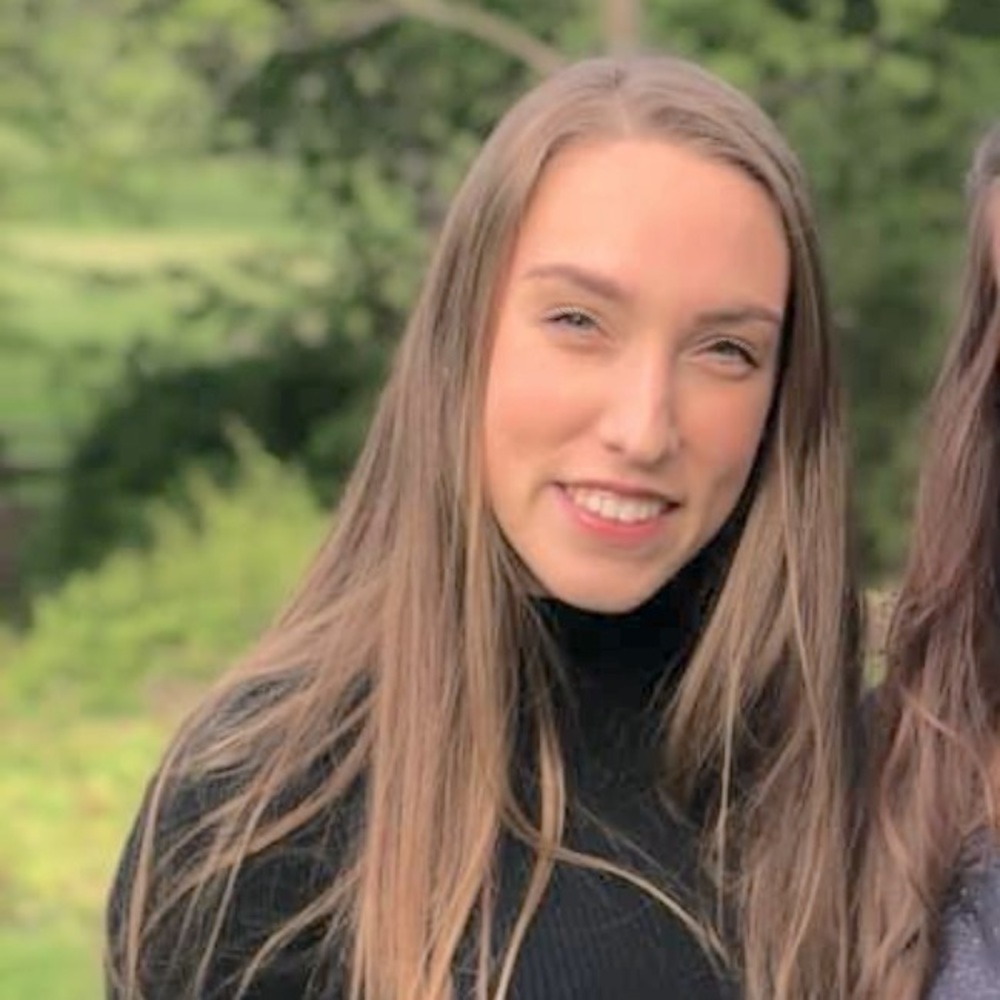 Meet your Posher, Kayla